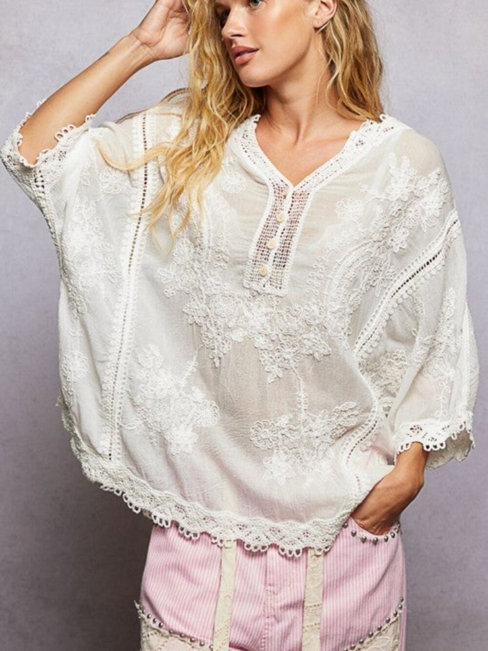 POL V-Neck Short Sleeve Floral Embroidered Crochet Blouse Top- Size OS - NWT